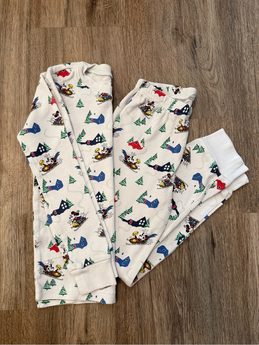 Janie and Jack Holiday Mickey & friends Pajama Sets
